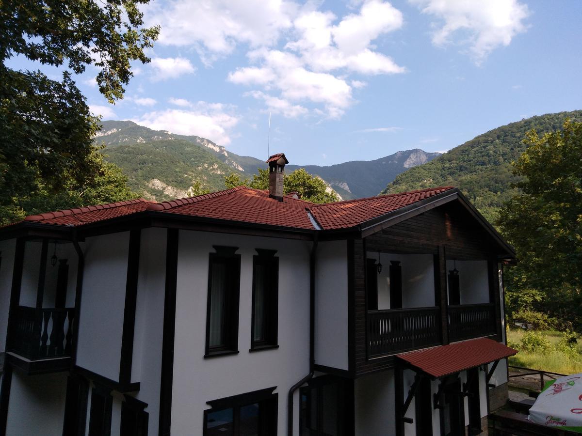 Hotel Complex Magic Of The Rhodopes à Batchkovo Extérieur photo