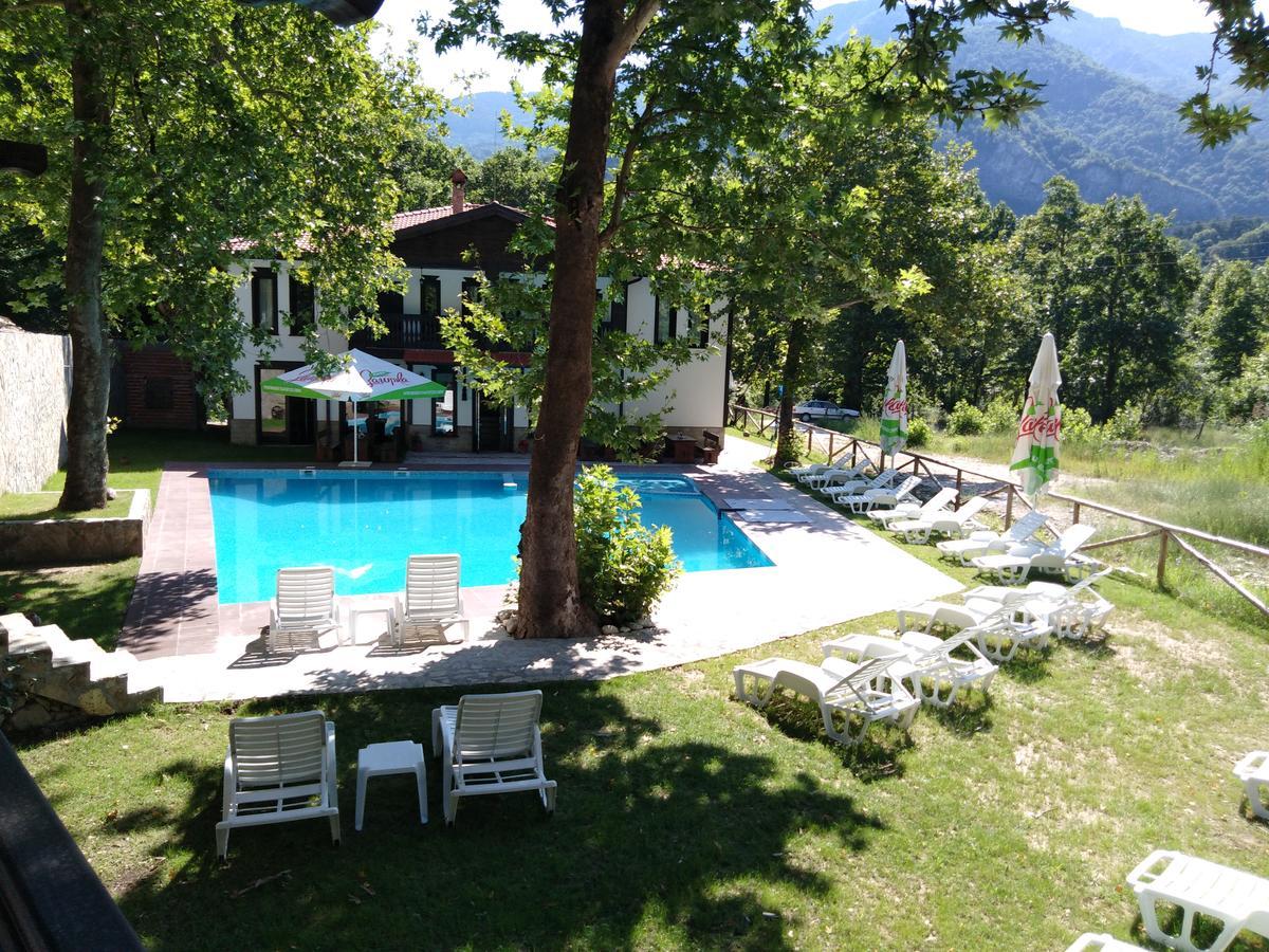 Hotel Complex Magic Of The Rhodopes à Batchkovo Extérieur photo